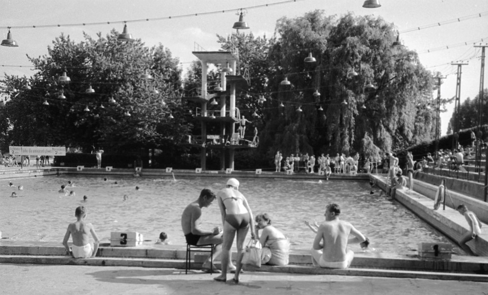 Legia Swimming Pool, photo source: Audiovis.nac.gov.pl (National Digital Archives)